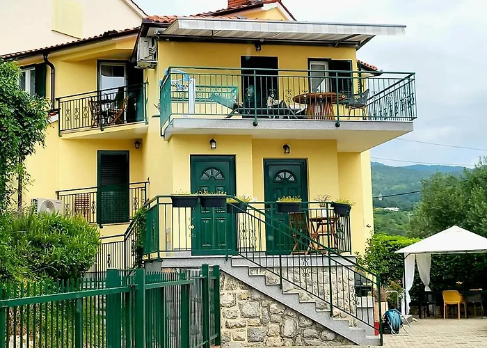 Apartment Paola